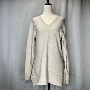 Lands’ End 100% cotton chevron rib v-neck sweater oatmeal M